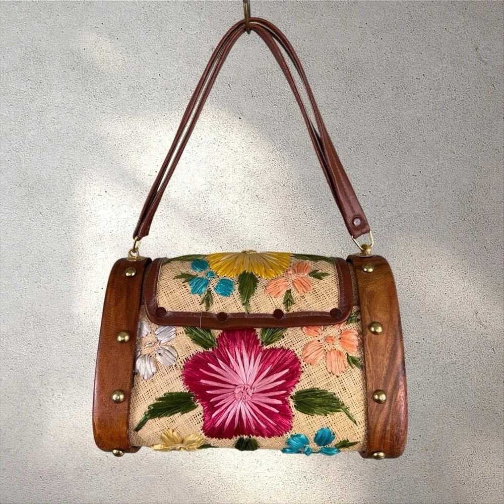 Vtg Straw Raffia Handbag Purse Whidby Embroidered Philippines Turnlock Wood